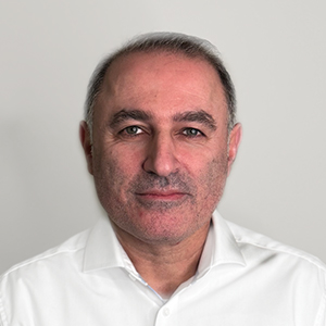 Mikail Kizilay (Innenausbau)